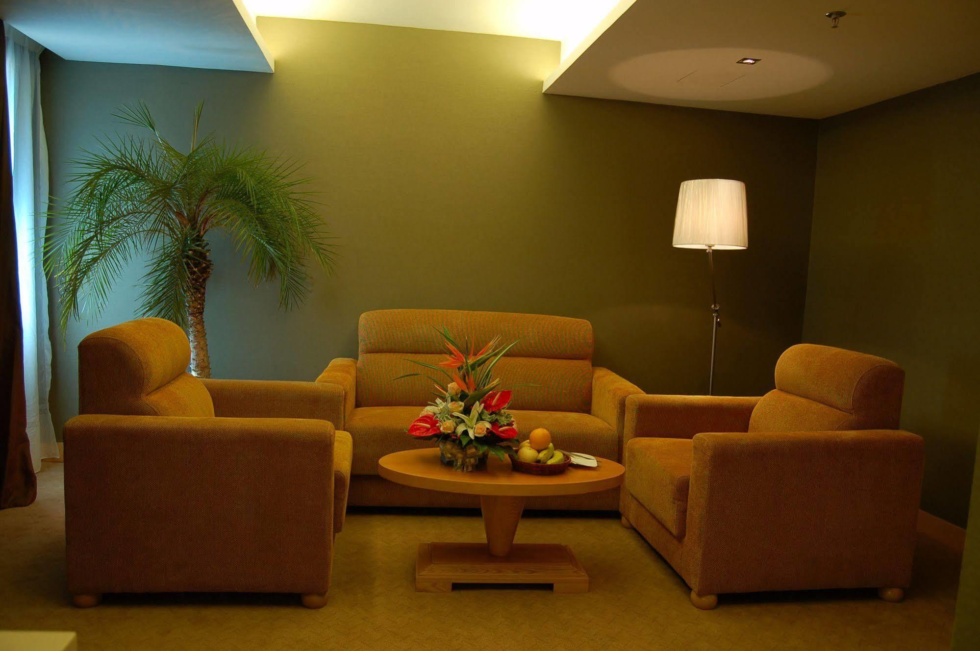 Shenzhen Haitao Hotel Екстериор снимка